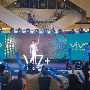 智能手机新宠 Vivo V7+在柬上市