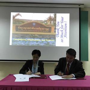 力促柬埔寨学子赴渝深造 重庆城市管理学院代表团访柬