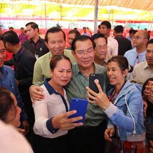 承认工人是反对党强大支持者 疑似洪森“重要讲话”遭外泄