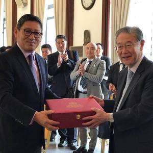 日本77银行来柬考察
