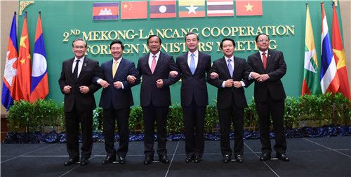 柬中外长将共同主持澜湄合作第三次外长会