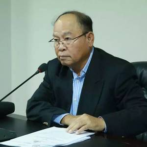 蒙文兴要求国家及地方各级的卫生机构加大向受益人