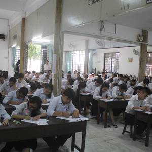 崇正学校毕业会考