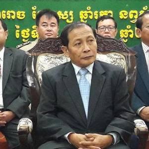 磅通省副省长新官上任致力改善民生