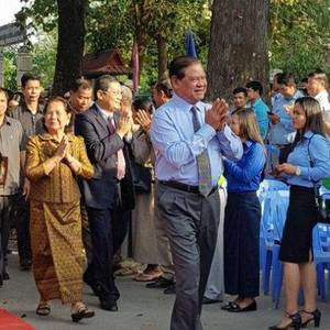 苏庆副总理赴省庆祝胜利日39周年