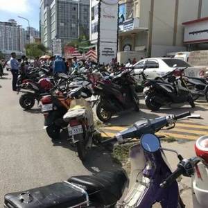 仅8天就查了4万多辆！在柬同胞小心