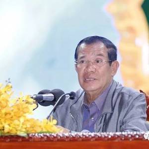 洪森：执政整33年仍要继续，不靠大炮不靠独裁