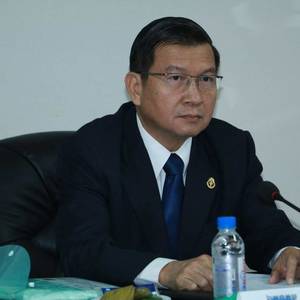 柬民去年买烟花费2亿美元