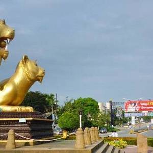 西港殴打老师肇事者反省忏悔 柬华理事总会宽容处理