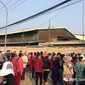 成衣厂发生劳资纠纷 千名工人封路示威