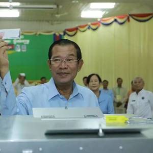 参议院选举人民党大获全胜