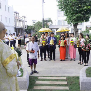 The Flora时尚住宅区开设新售楼中心