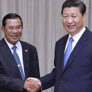 洪森致电祝贺习近平当选国家主席