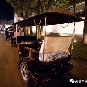 爆料 | 一中国同胞金边遭飞车抢劫被拖下车受伤