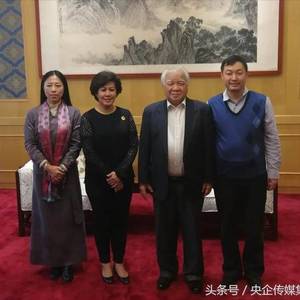 乔领、宁雪君书法助力中柬友谊新光辉