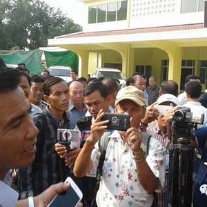 火车免费坐，今日火车站人山人海~