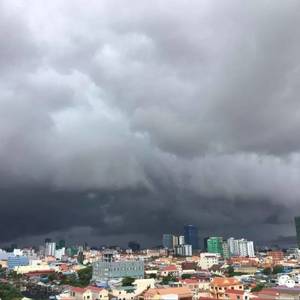 出行注意  柬新年或在雨中过