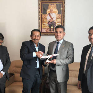 柬—印尼展开会谈商讨直飞航班事宜