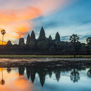 全球最大的庙宇，柬埔寨的国宝，花了35年建成