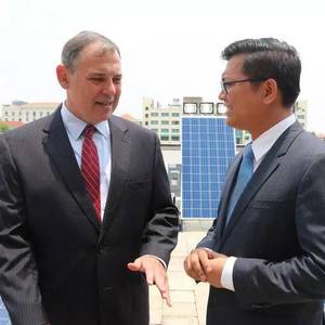 美国驻柬使馆投百万美元装太阳能发电板
