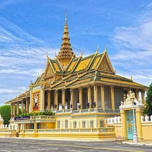为什么柬埔寨人爱问中国游客要小费？