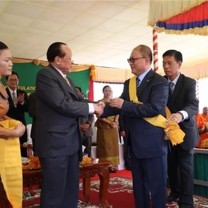 柬埔寨副总理出席仪式